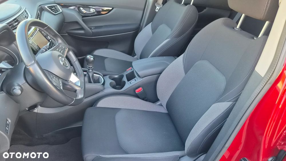 Nissan Qashqai 1.3 DIG-T N-WAY - 14
