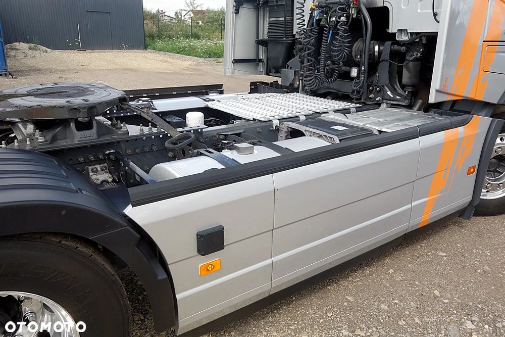 Volvo FH 540 JEDEN WŁAŚCICIEL PROSTO Z NIEMIECKIEJ FIRMY,FULL LED,PEŁNYE SPOJLERY,RETARDER,PEŁNA PODUSZKA - 9