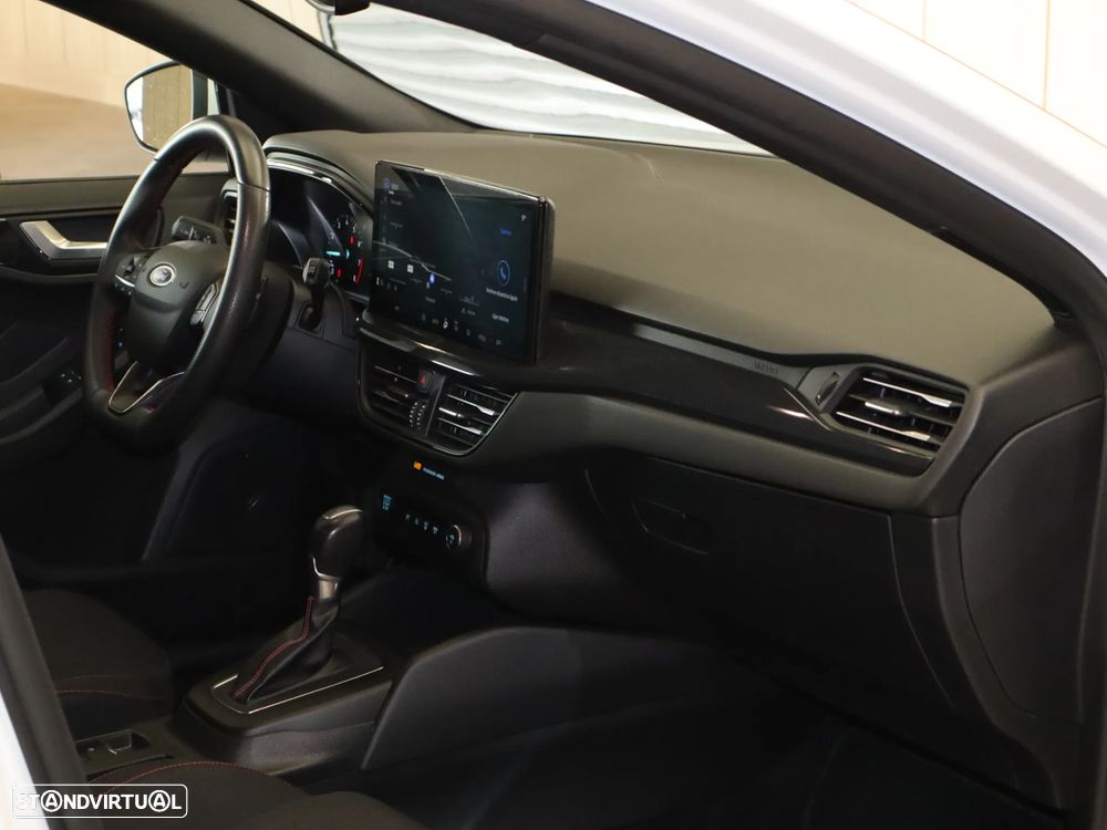 Ford Focus 1.0 EcoBoost MHEV ST-Line Aut. - 15