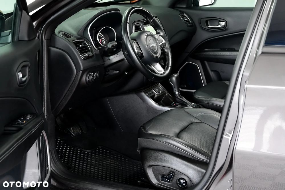 Jeep Compass 1.3 TMair Night Eagle FWD S&S DDCT - 7