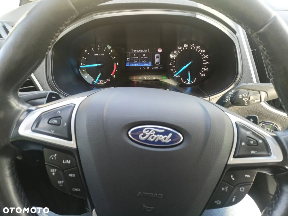Ford S-Max 2.0 TDCi Titanium PowerShift - 7