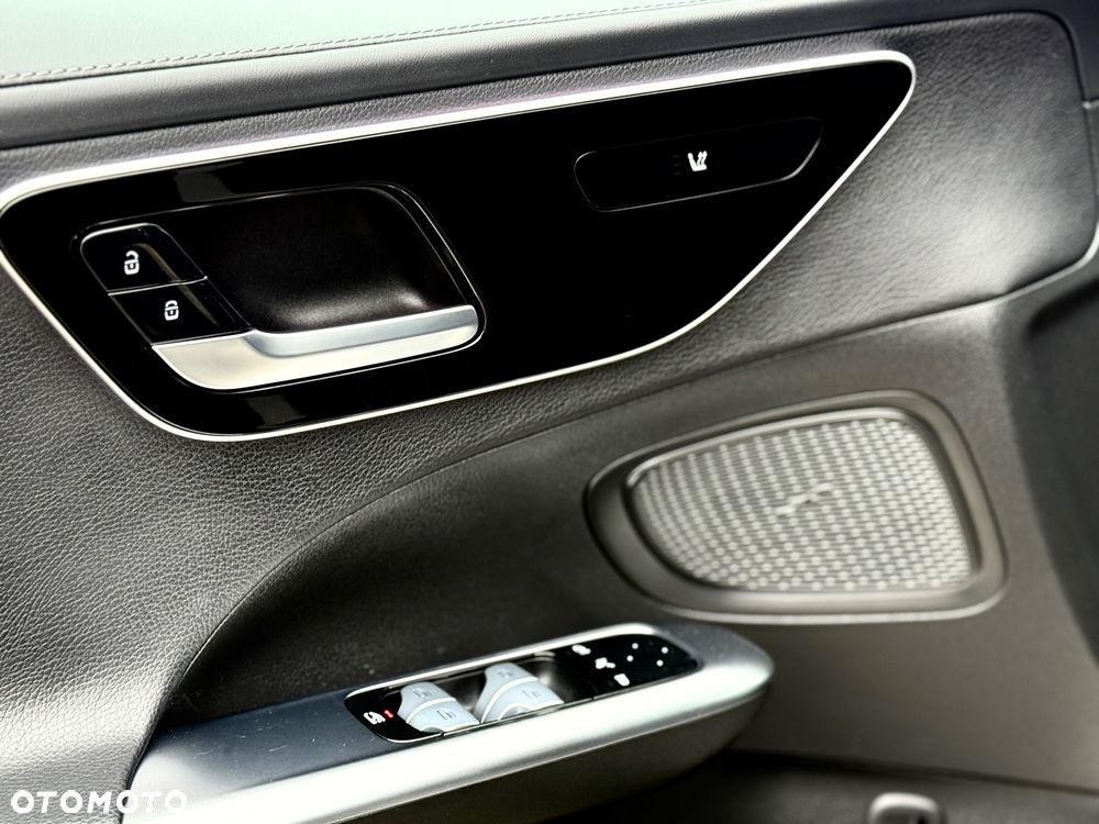 Mercedes-Benz Klasa C 220 d 9G-TRONIC AMG Line - 35