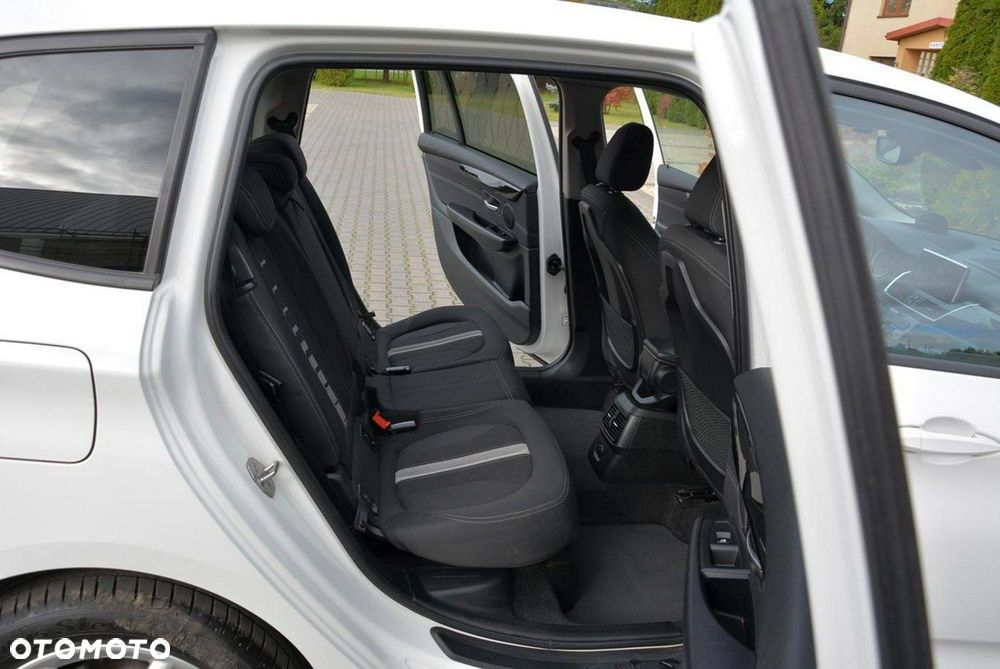 BMW Seria 2 220d Gran Tourer Sport-Aut Sport Line - 18