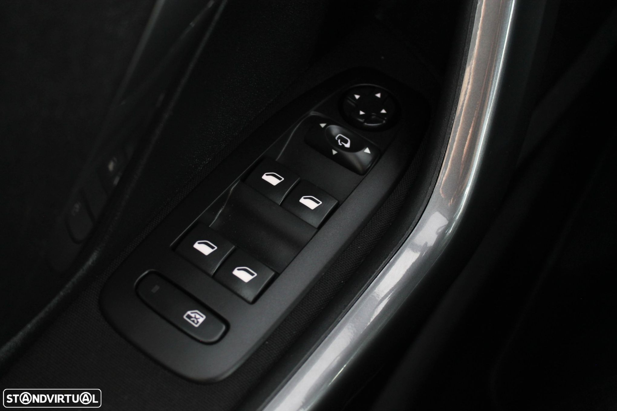 Peugeot 2008 1.5 BlueHDi Style - 22