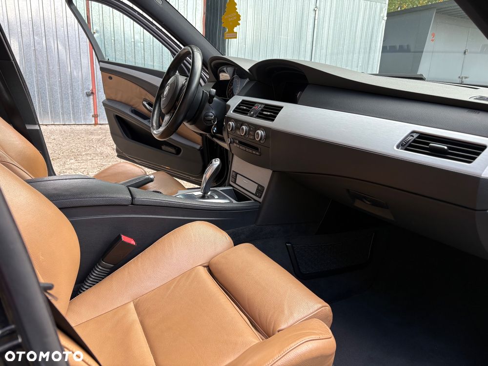 BMW Seria 5 - 15
