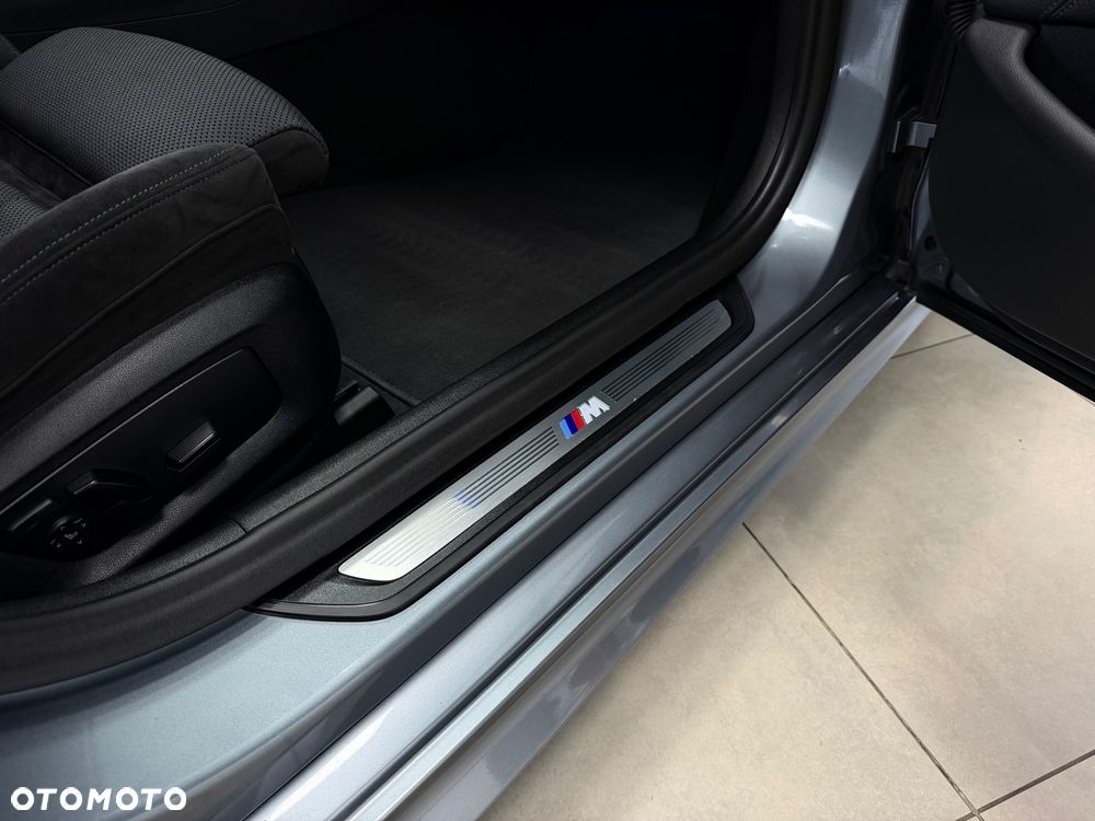BMW Seria 5 - 38