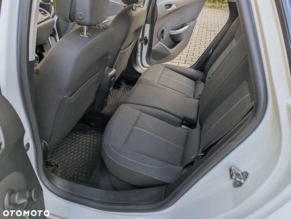 Opel Astra 1.6 T Sport - 7