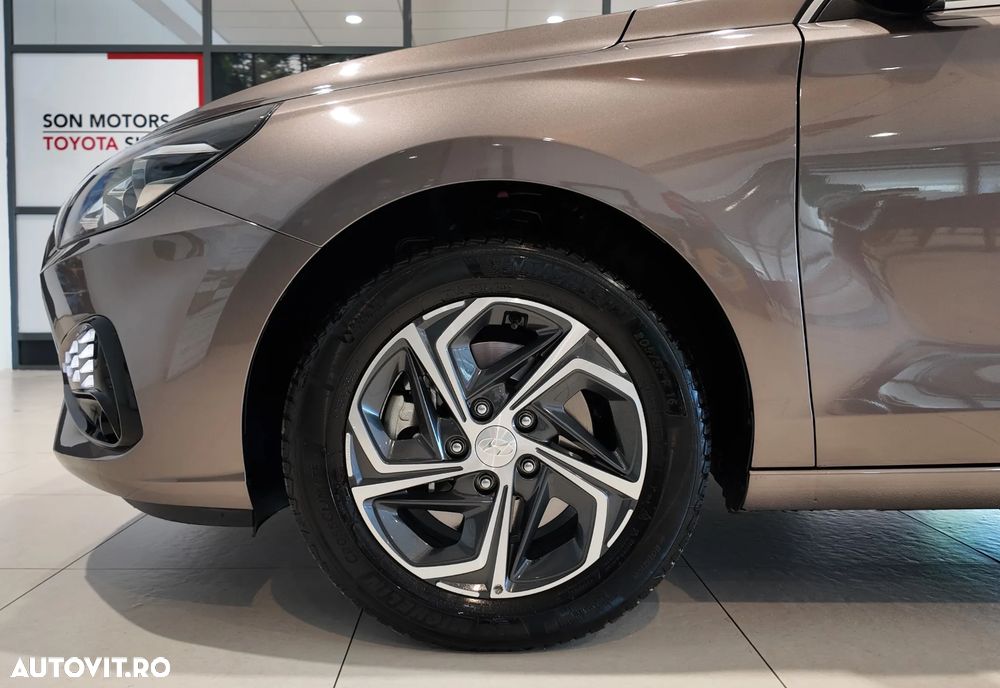 Hyundai i30 1.5 110CP M/T Highway - 35