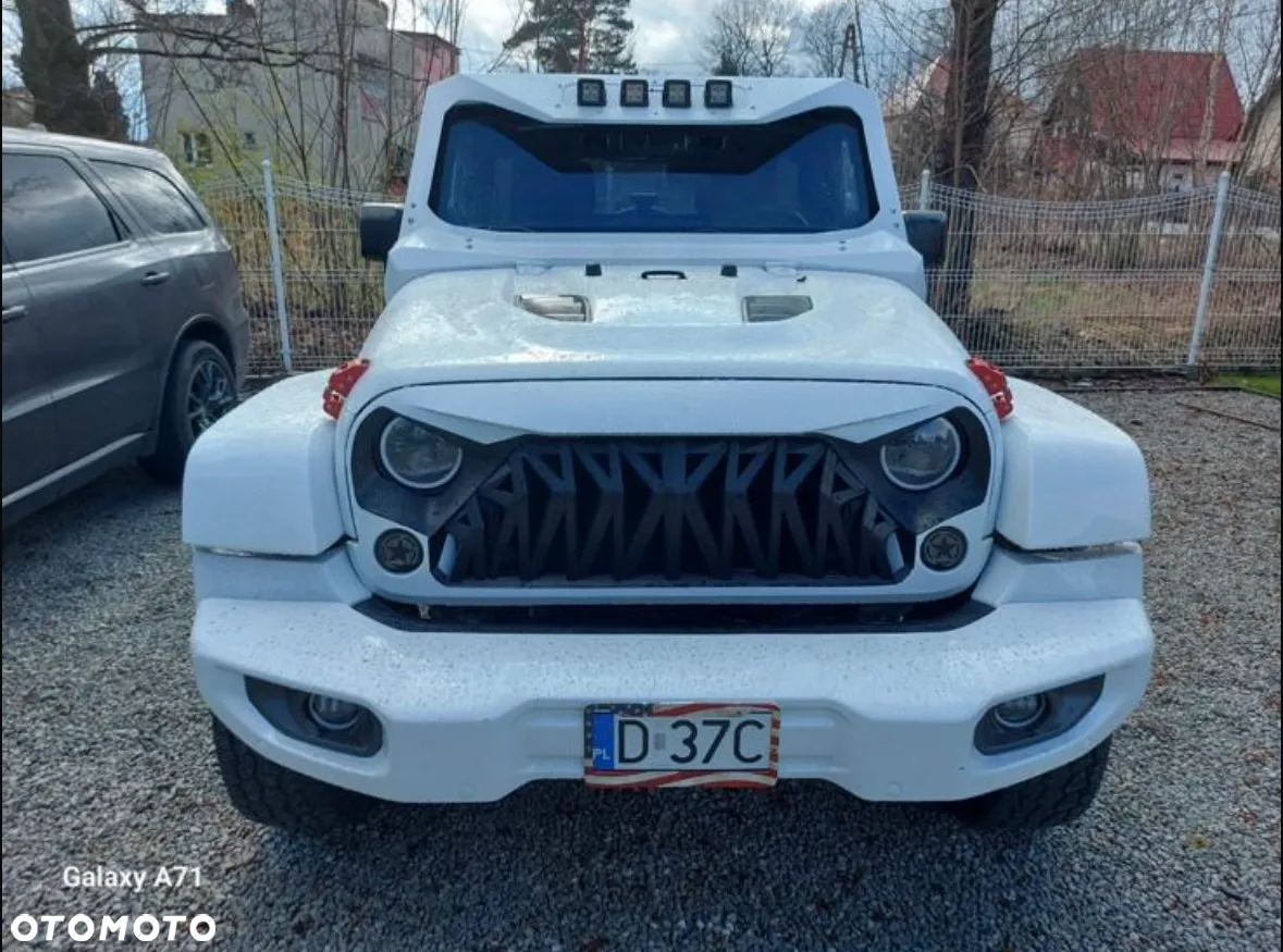 Jeep Wrangler - 2