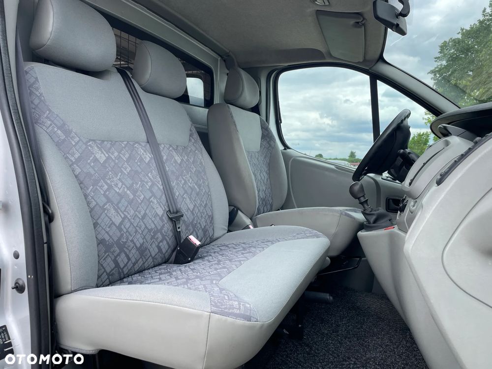 Opel Vivaro - 16