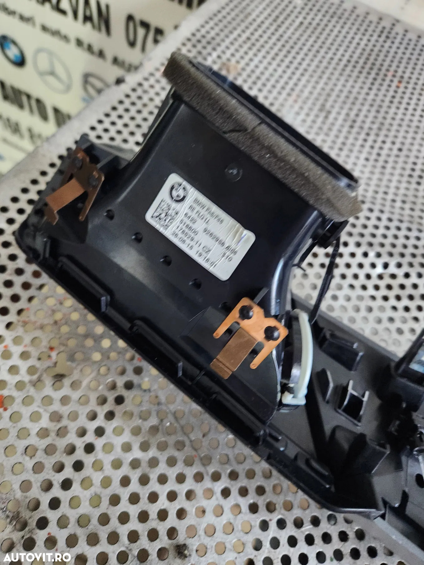 Trim Bord Grila Ventilatie Centrala Dreapta Bmw Seria 2 F45 F46 An 2014-2018 - 8