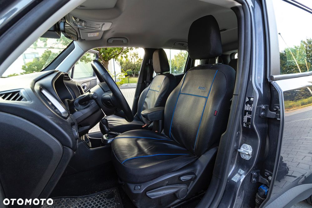 Jeep Renegade 1.5 T4 mHEV Limited FWD S&S DCT - 33