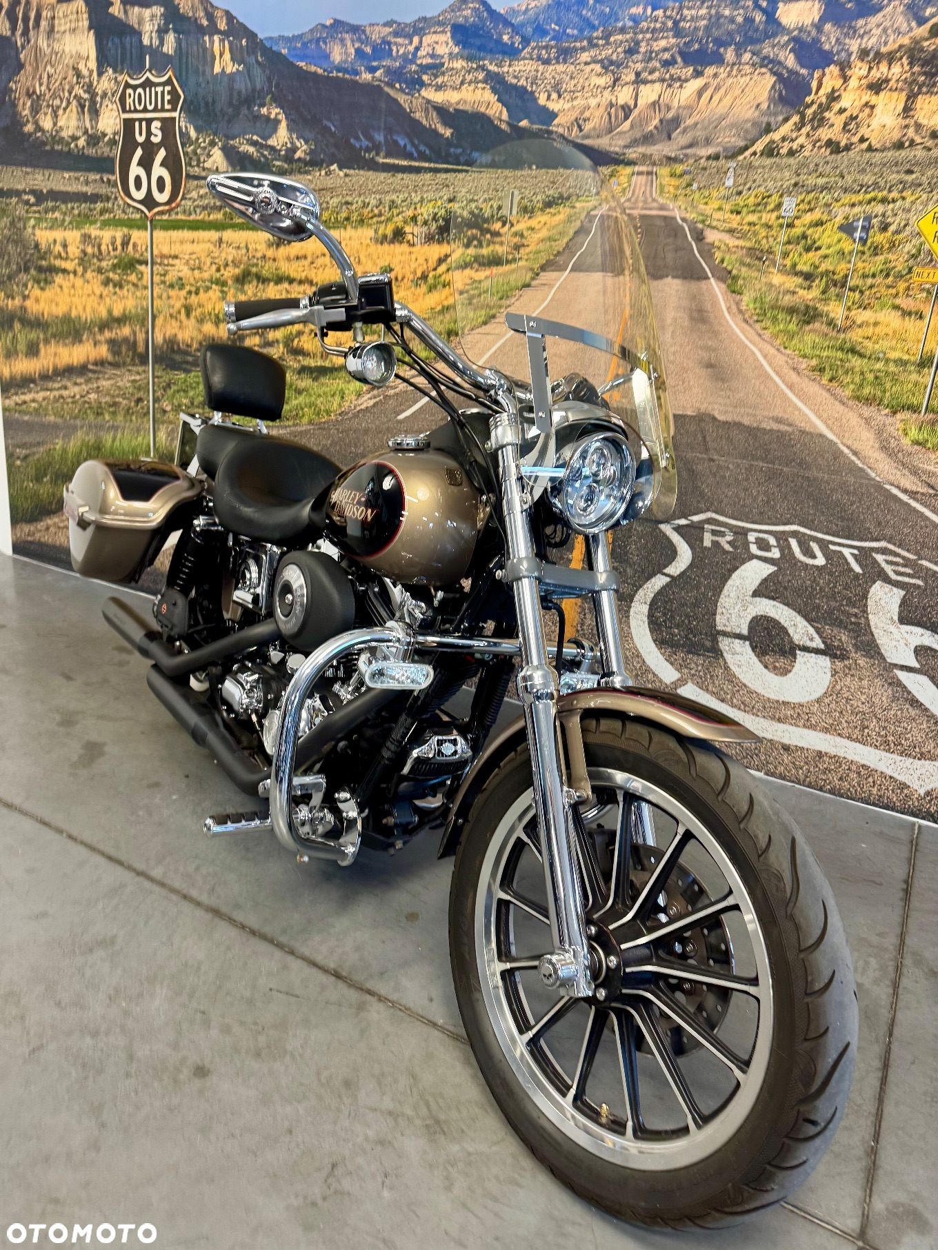Harley-Davidson Dyna Low Rider - 3