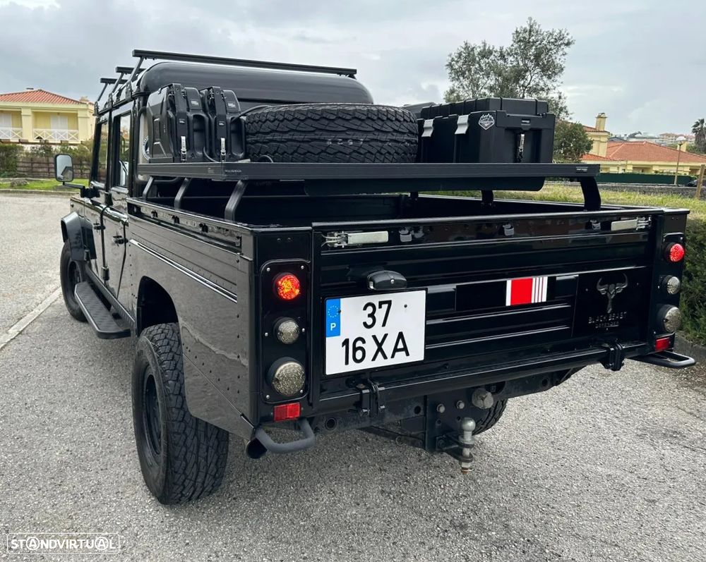 Land Rover Defender - 7