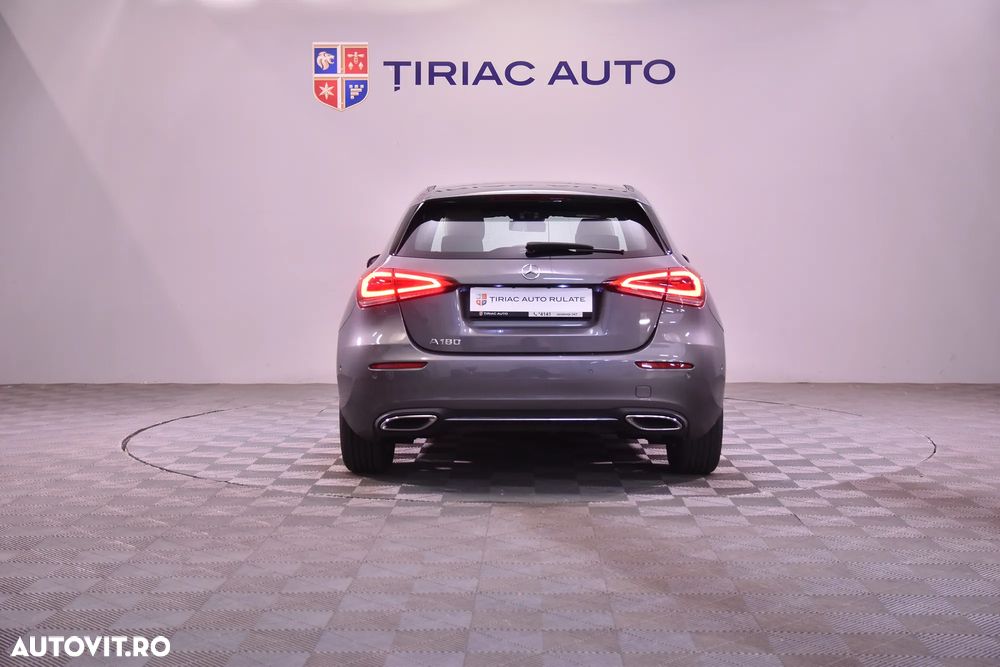 Mercedes-Benz A 180 7G-DCT - 4