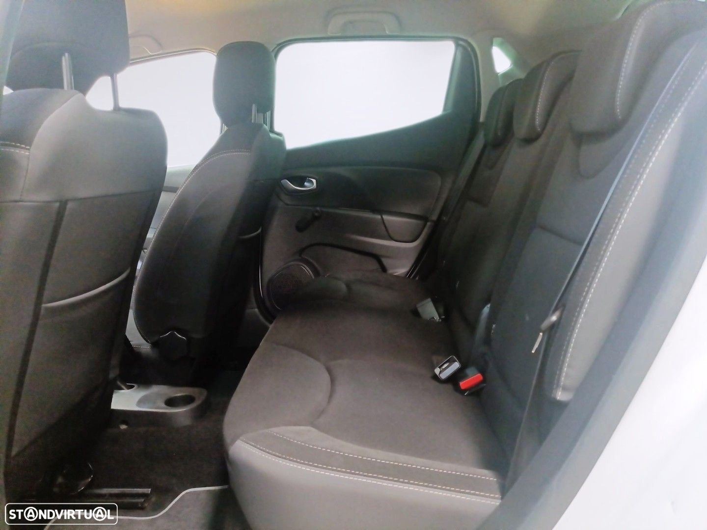 Renault Clio 1.5 dCi Limited - 11