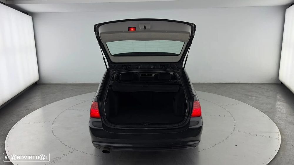 BMW 318 d Navigation - 49