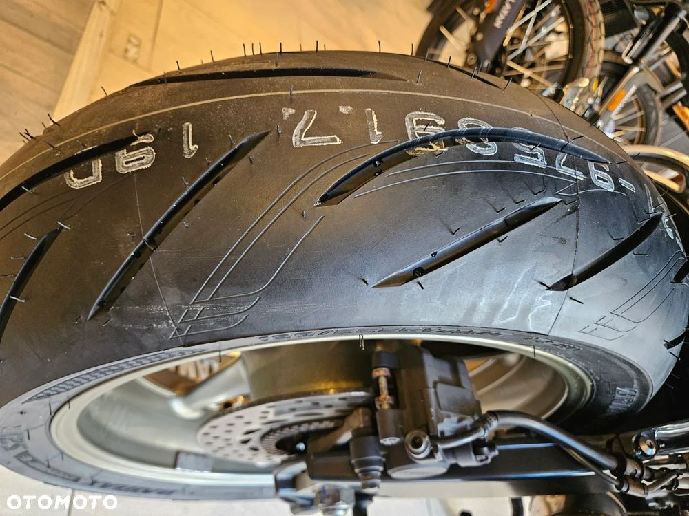 Yamaha FZ - 22