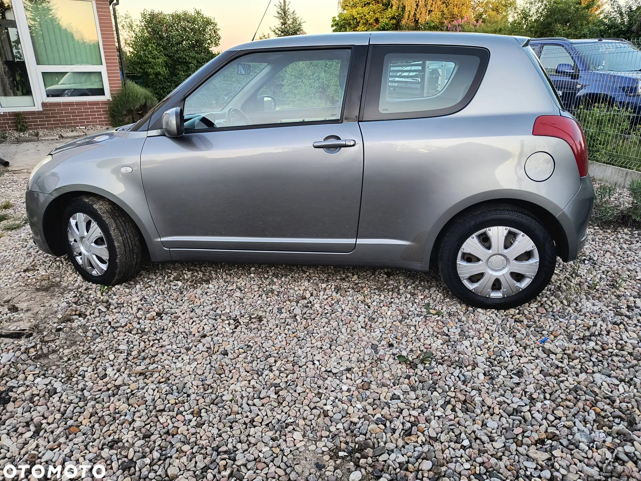 Suzuki Swift - 6