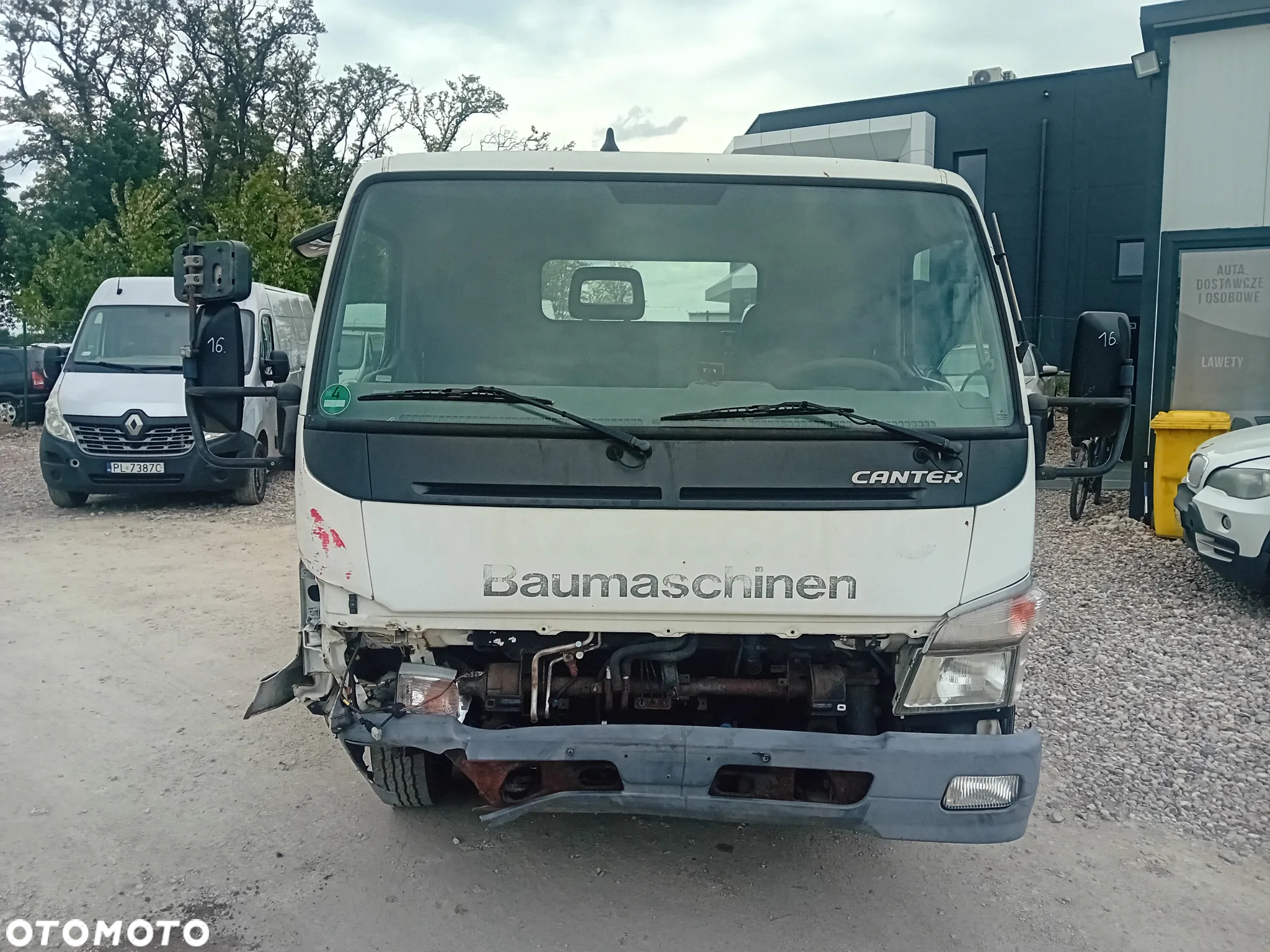 Mitsubishi Canter - 2