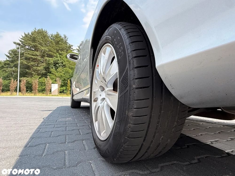 Mercedes-Benz CLK - 11