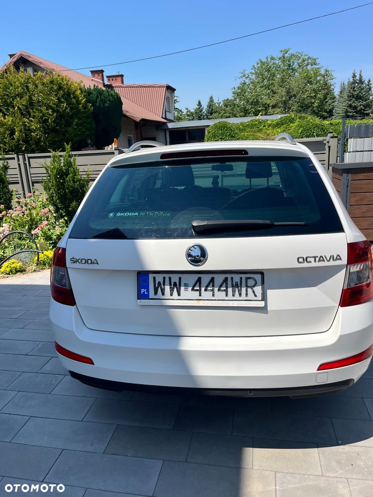 Skoda Octavia 1.6 TDI Elegance DSG - 4