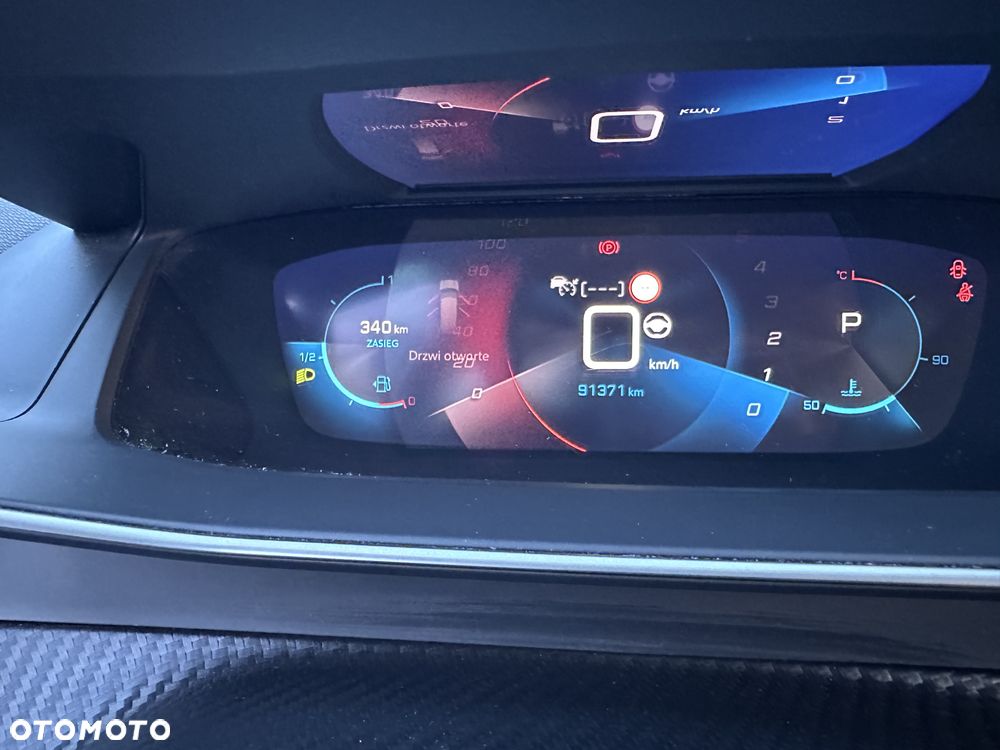 Peugeot 2008 1.5 BlueHDi GT Line S&S EAT8 - 40
