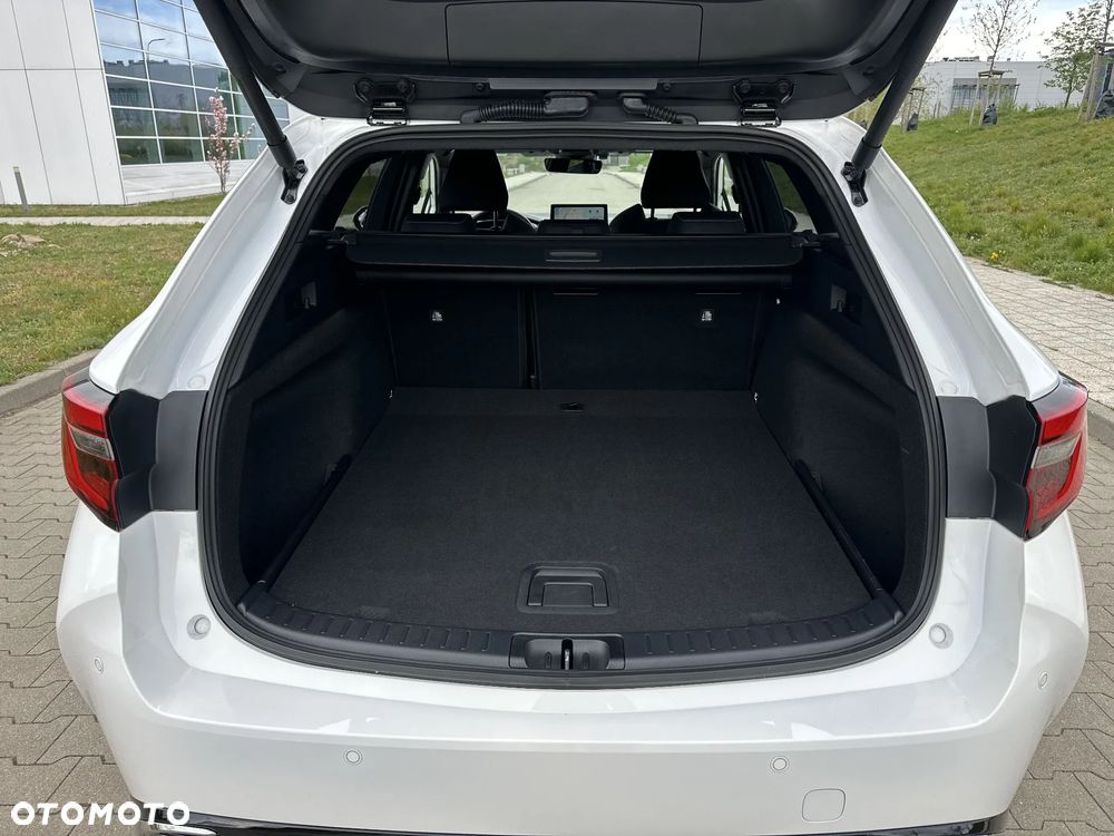 Toyota Corolla - 13