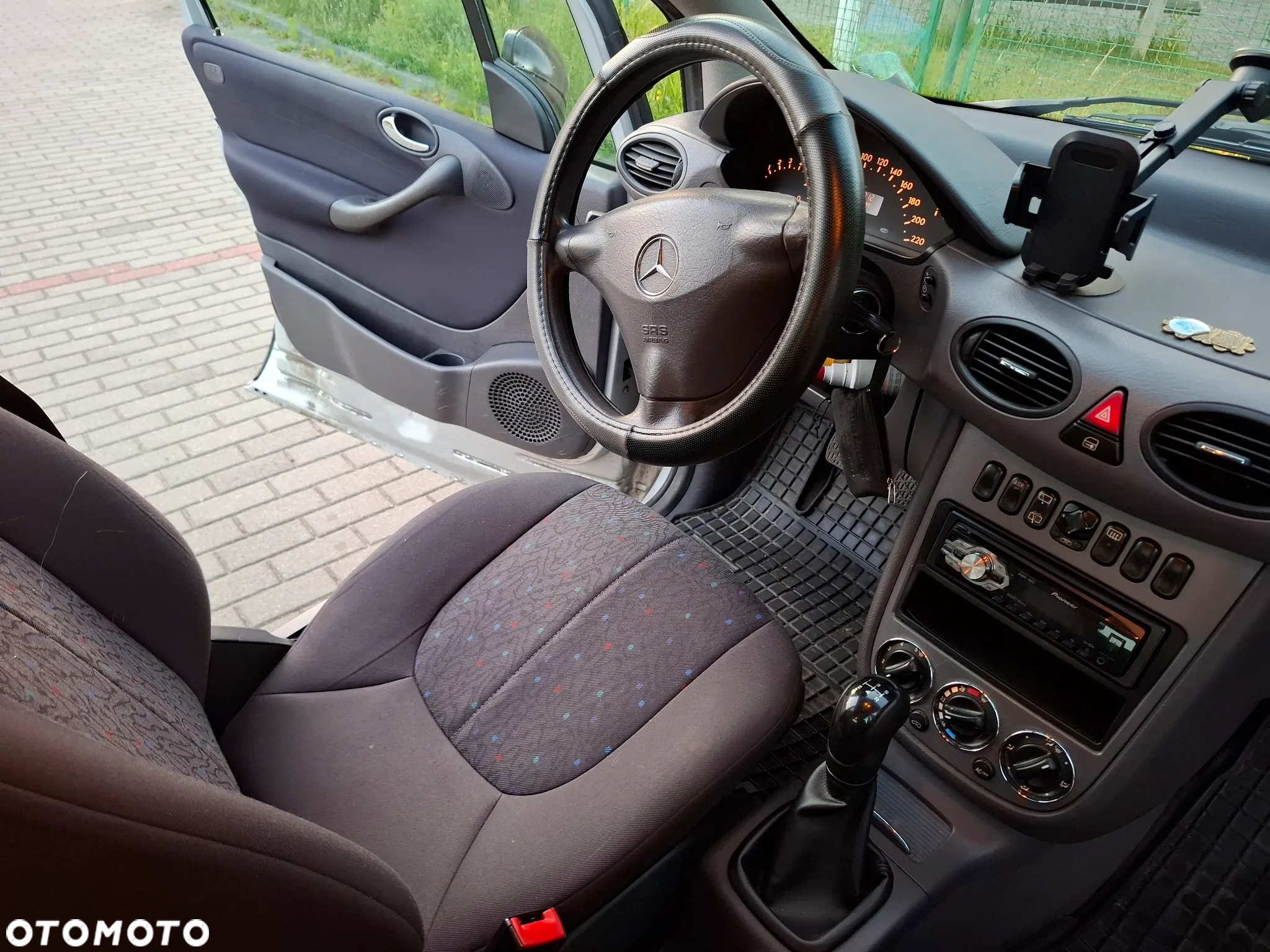 Mercedes-Benz Klasa A 170 CDI L Classic - 17
