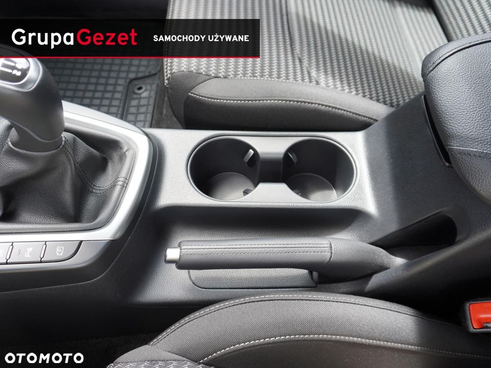 Kia XCeed 1.5 T-GDI M - 23