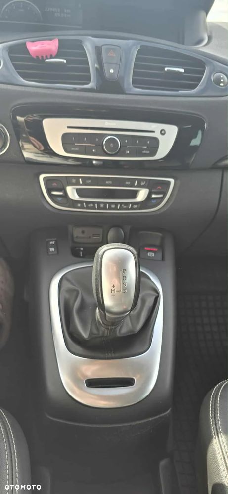 Renault Scenic - 4