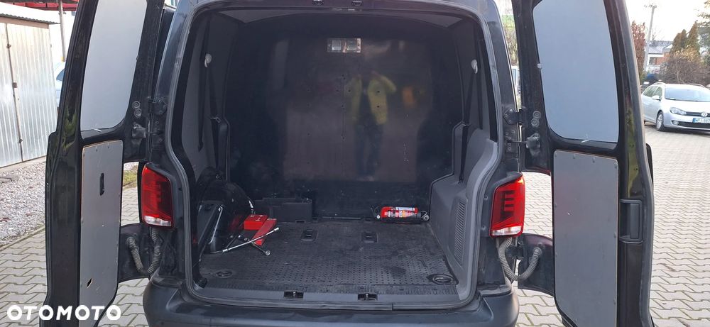 Volkswagen Transporter Kombi L1H1 4Motion - 15