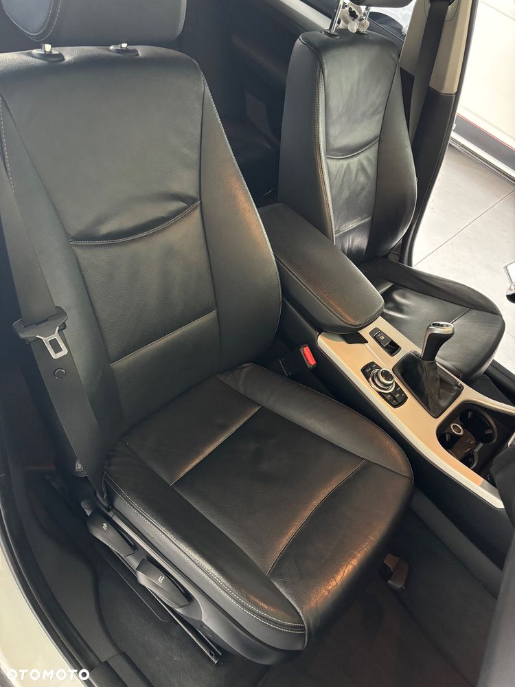 BMW X3 - 32