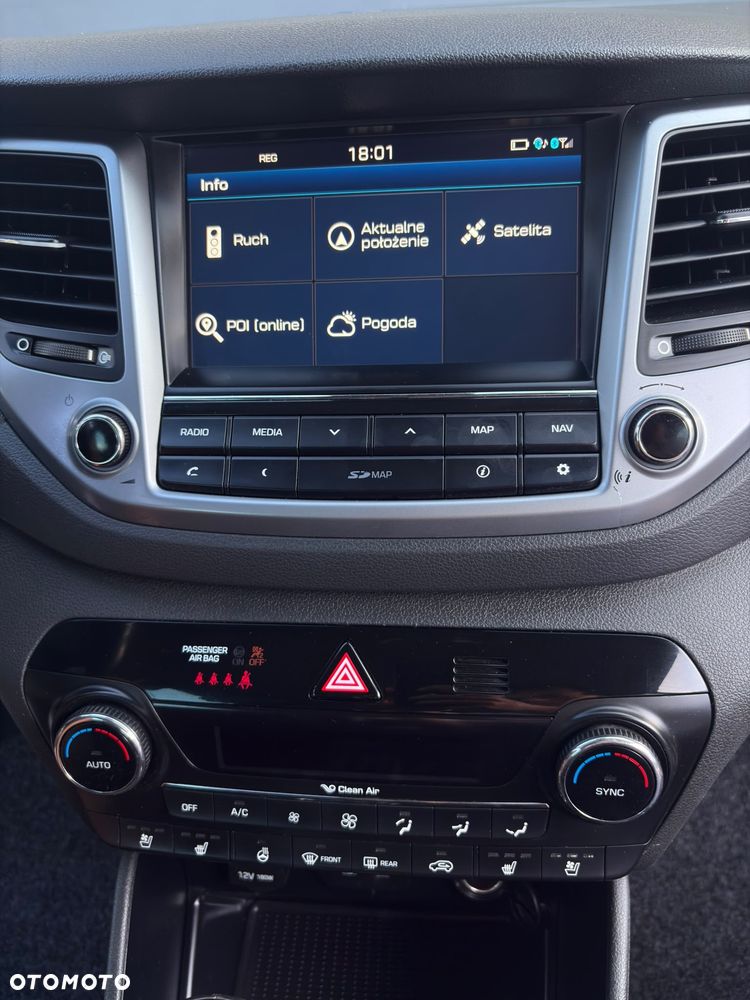 Hyundai Tucson 2.0 CRDI Style 4WD - 29