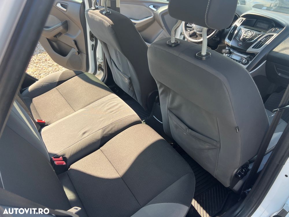 Ford Focus 1.6 TDCi DPF Trend - 18