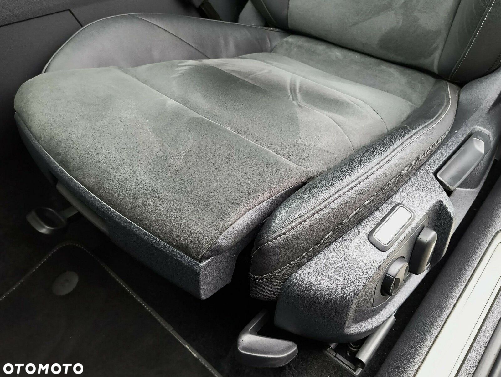 Volkswagen Arteon 2.0 TSI R-Line DSG - 12