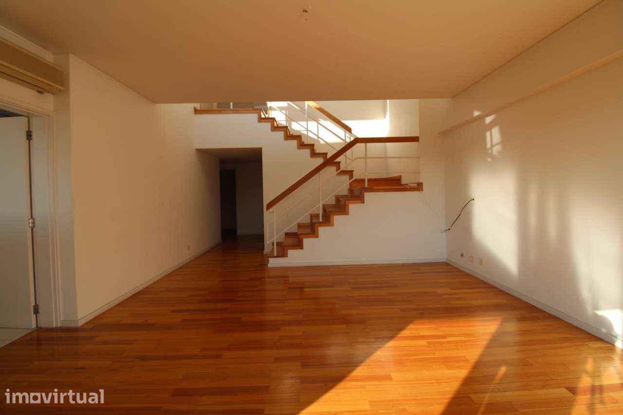 Apartamento T4 Duplex no Centro de Guimarães - Grande imagem: 5/18