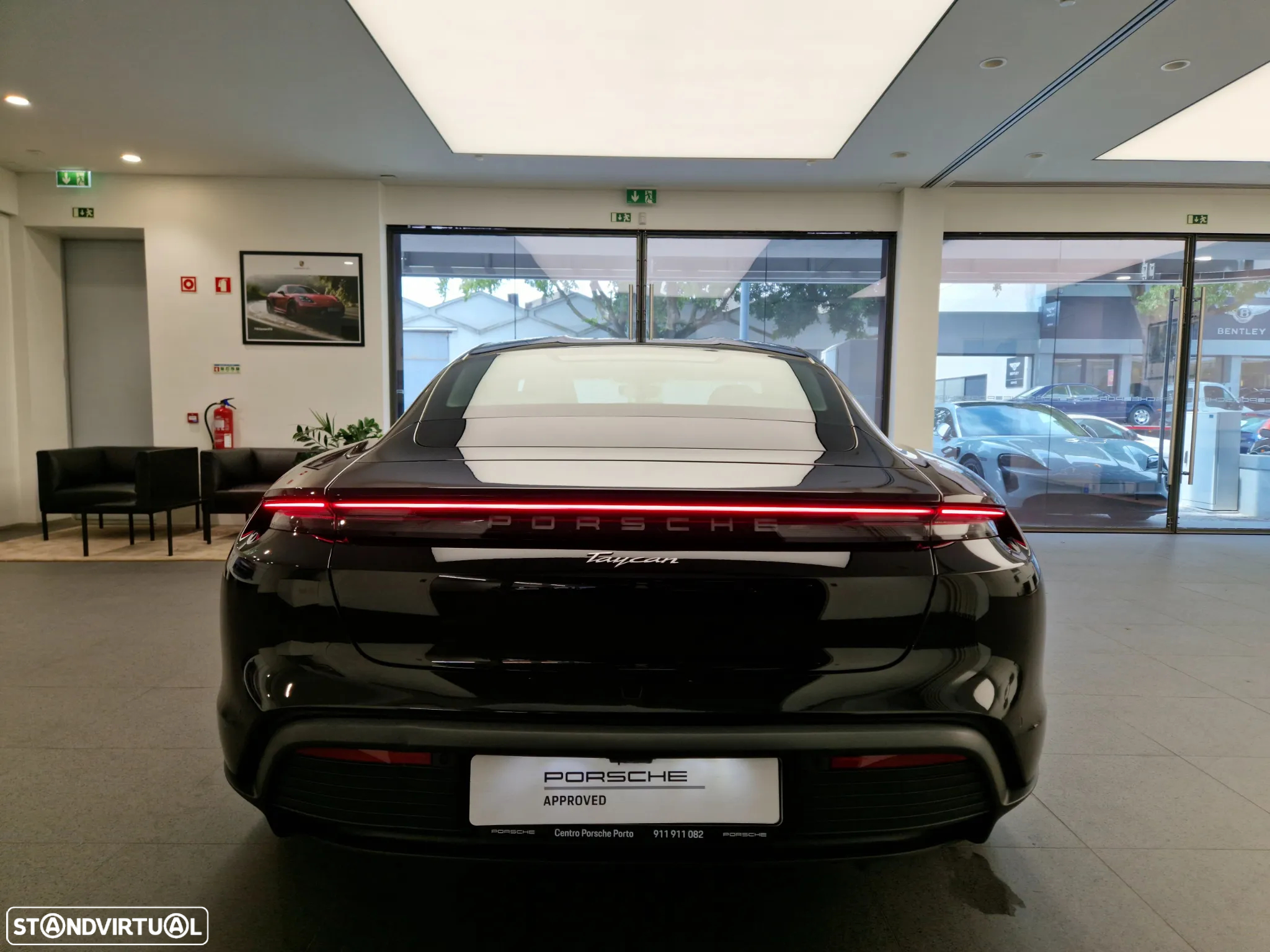 Porsche Taycan Standard - 4