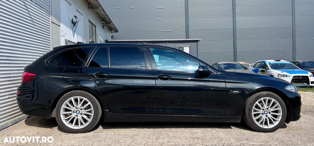 BMW Seria 5 520d xDrive - 16