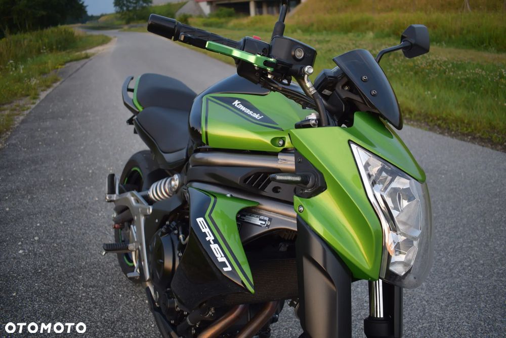 Kawasaki ER - 7