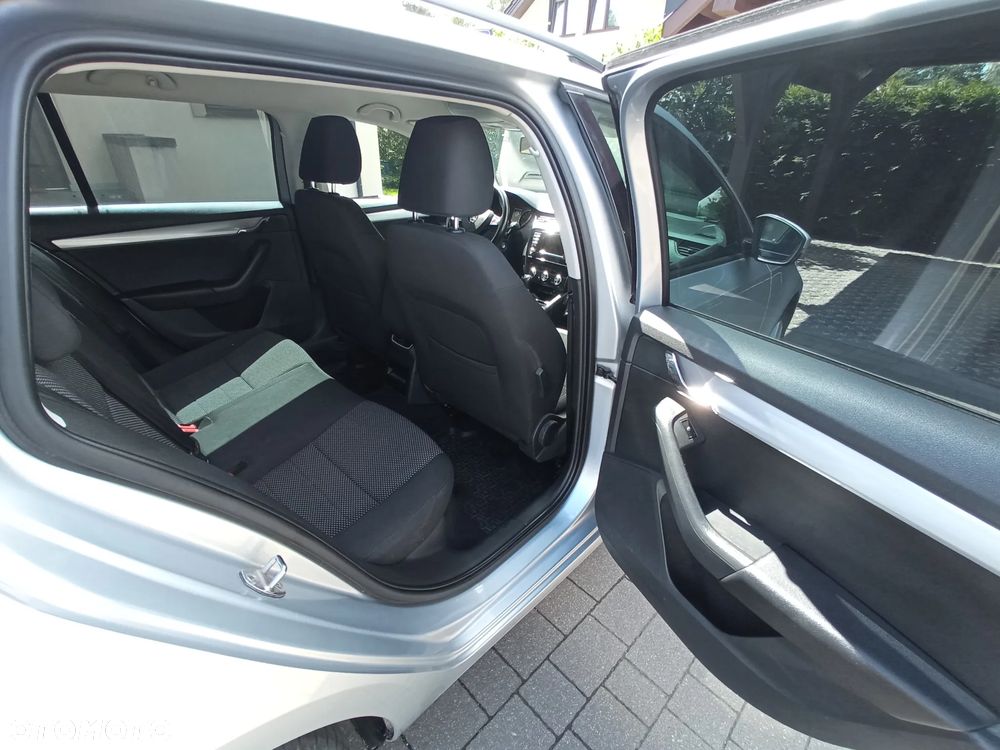 Skoda Octavia 2.0 TDI Ambition - 16