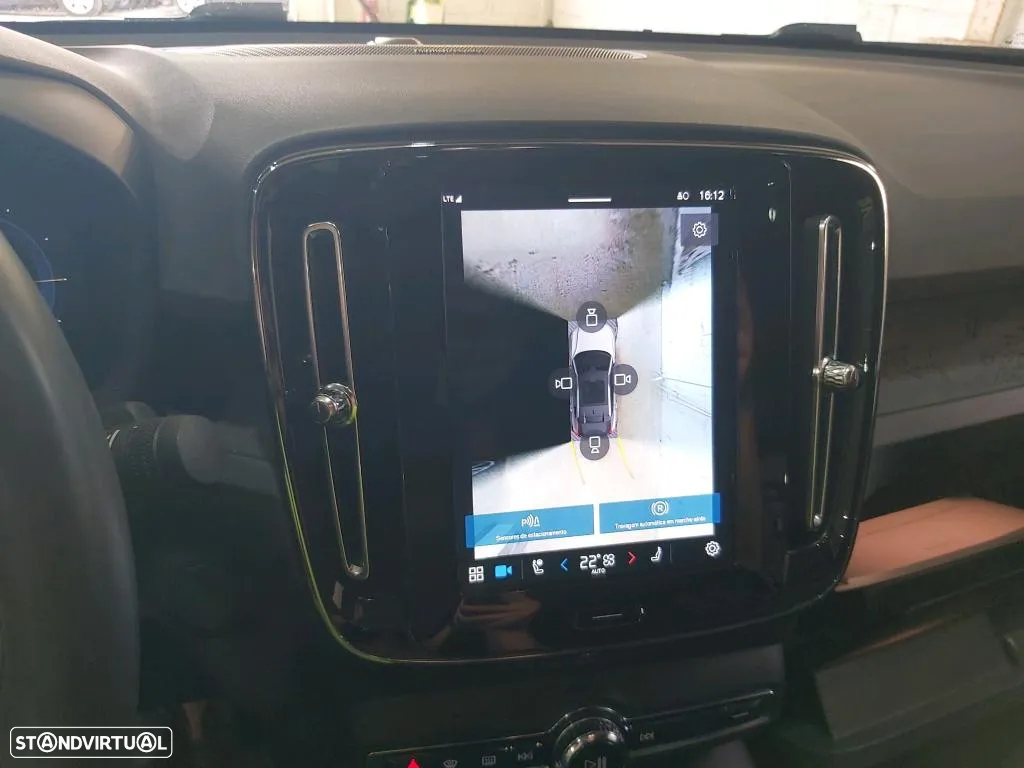 Volvo C40 Recharge Twin First Edition - 9