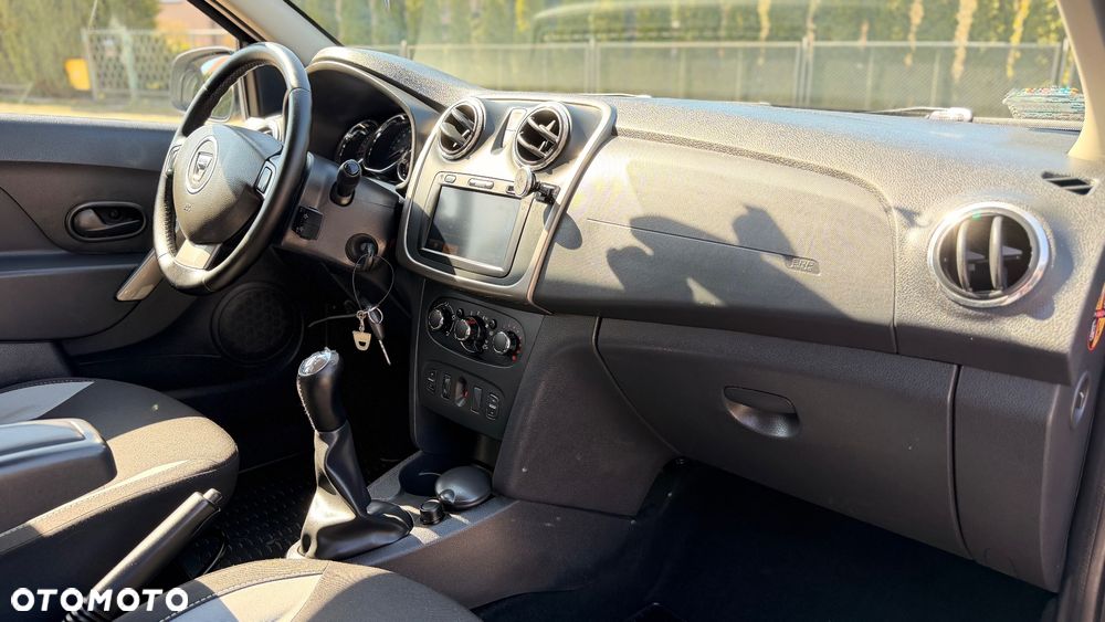 Dacia Sandero Stepway 1.5 dCi Laureate - 14