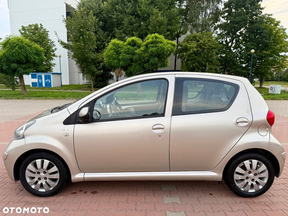 Toyota Aygo Multi Mode ckIN2U - 3