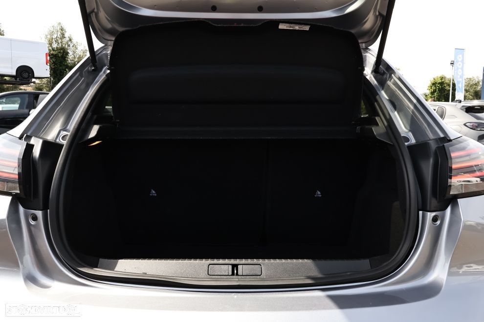 Peugeot 208 1.2 PureTech Allure - 34