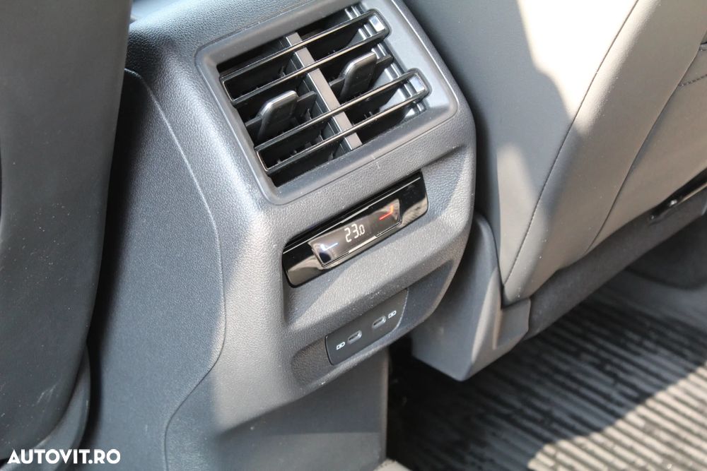 Volkswagen Tiguan 2.0 TDI SCR 4Motion DSG R-Line - 17