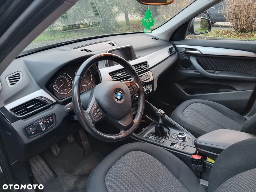 BMW X1 sDrive18d - 16