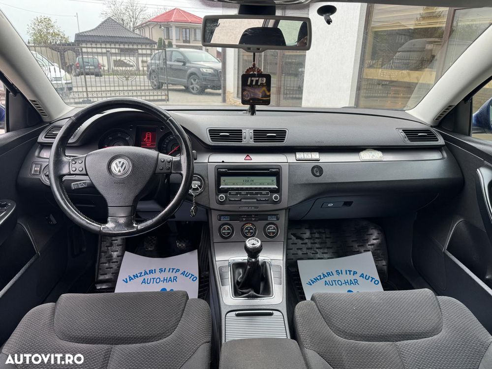 Volkswagen Passat 1.9 TDI Comfortline - 6