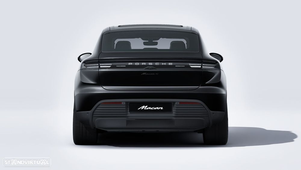 Porsche Macan Electric 4 - 16