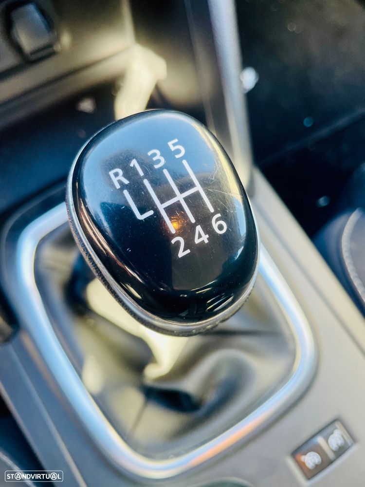 Renault Mégane Sport Tourer 1.5 Blue dCi Zen - 9